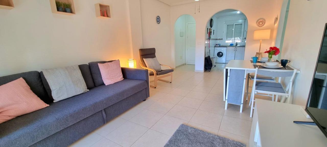 Апартаменти Lovely 2 Bed, 2 Bath Apt With 2 Large Pools Лос-Алькасарес Екстер'єр фото